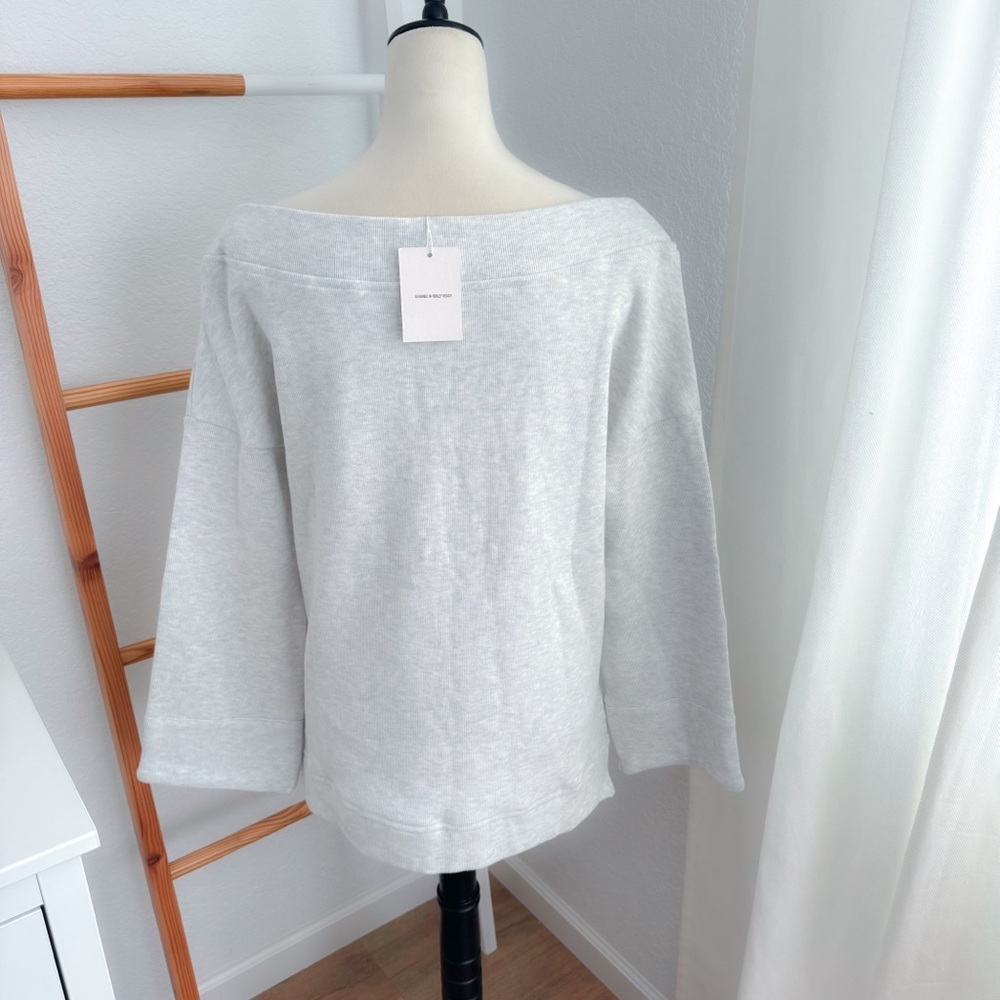Old Sport Off The Shoulder Sweatshirt Dress
Loungewear Gray - Picture 6 of 14